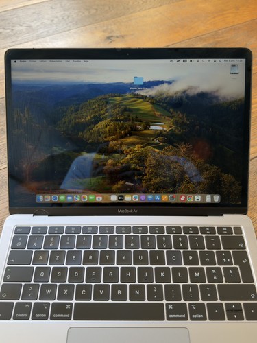 Macbook air retina 2018 - air,